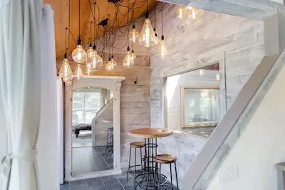 Photo of the Equestrian Suite interior #6