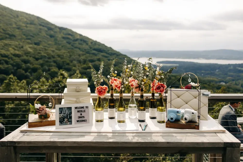 Tablescape